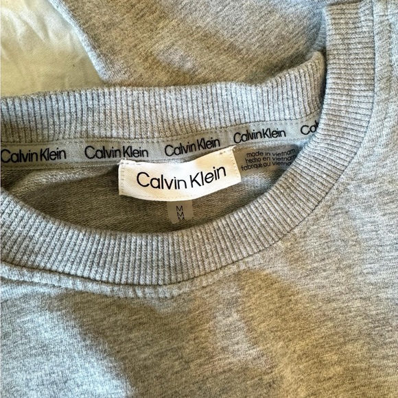 CK Sweater - Picture 7 of 7